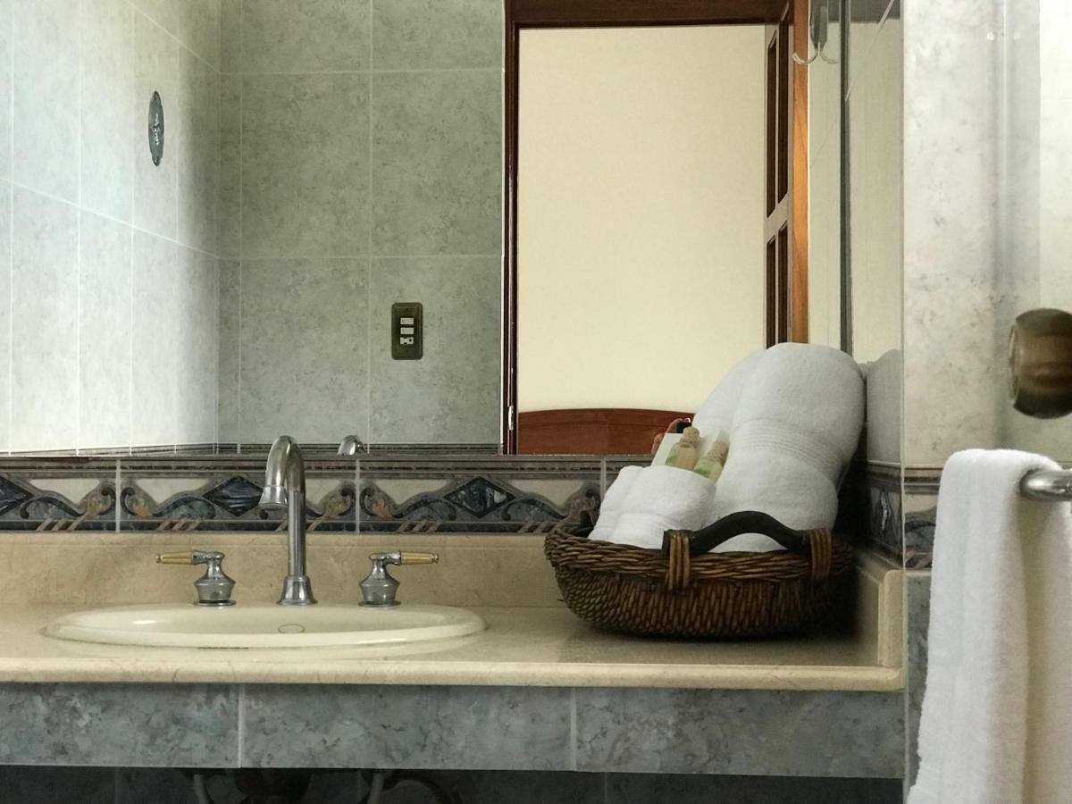 Hotel Belvedere Guatemala City ภายนอก รูปภาพ